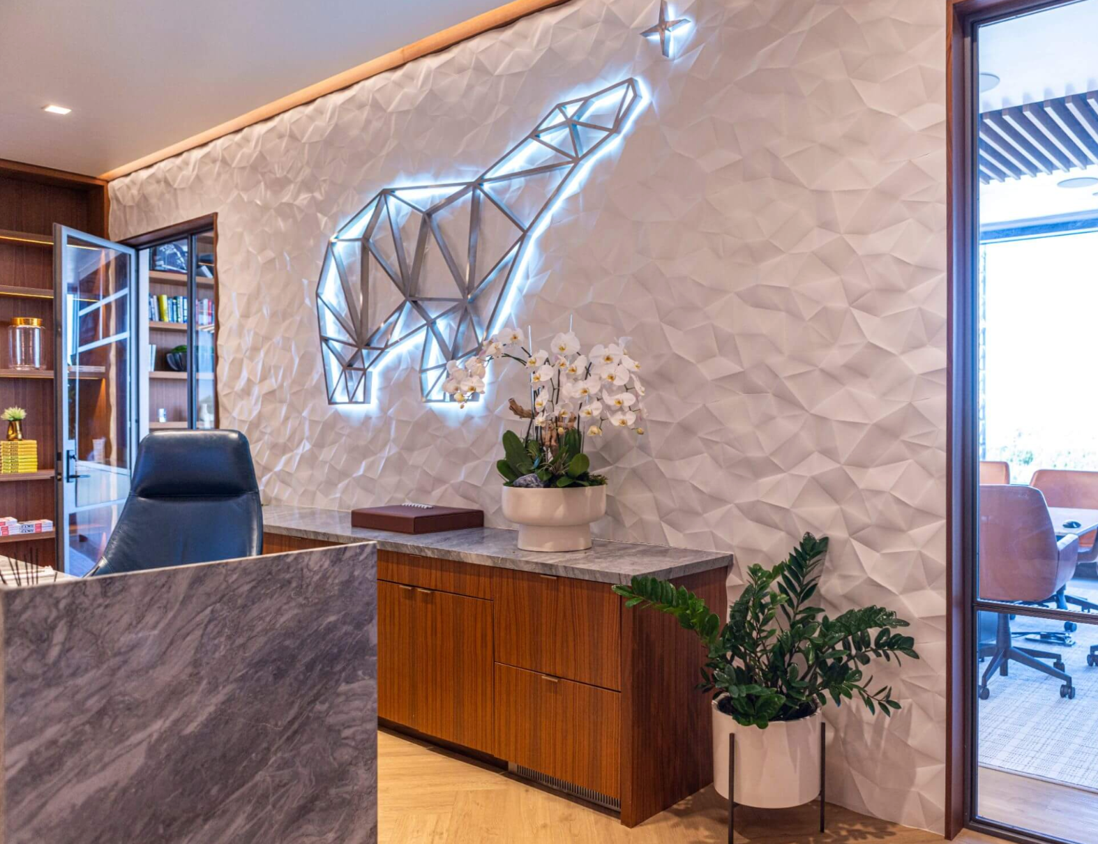Real and Faux Plants: How to Utilize Both in Commercial Biophilic Design