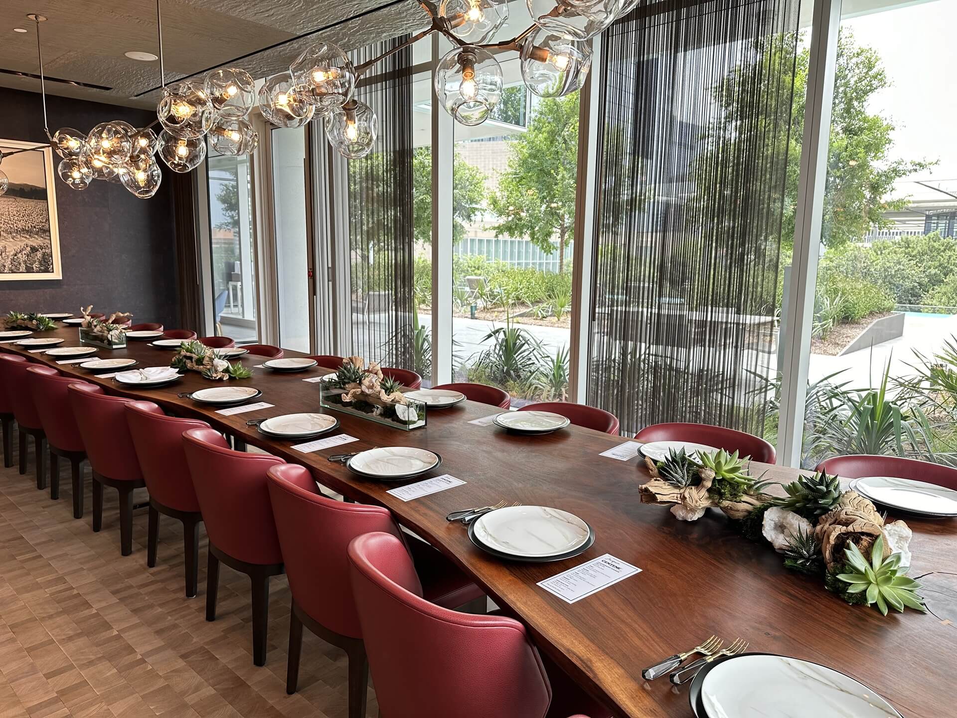 Biophilic Design Services: How Plants Can Elevate Your Commercial Interior